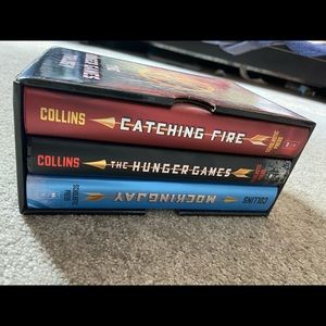 Hunger Games Collection Trilogy - Brand New